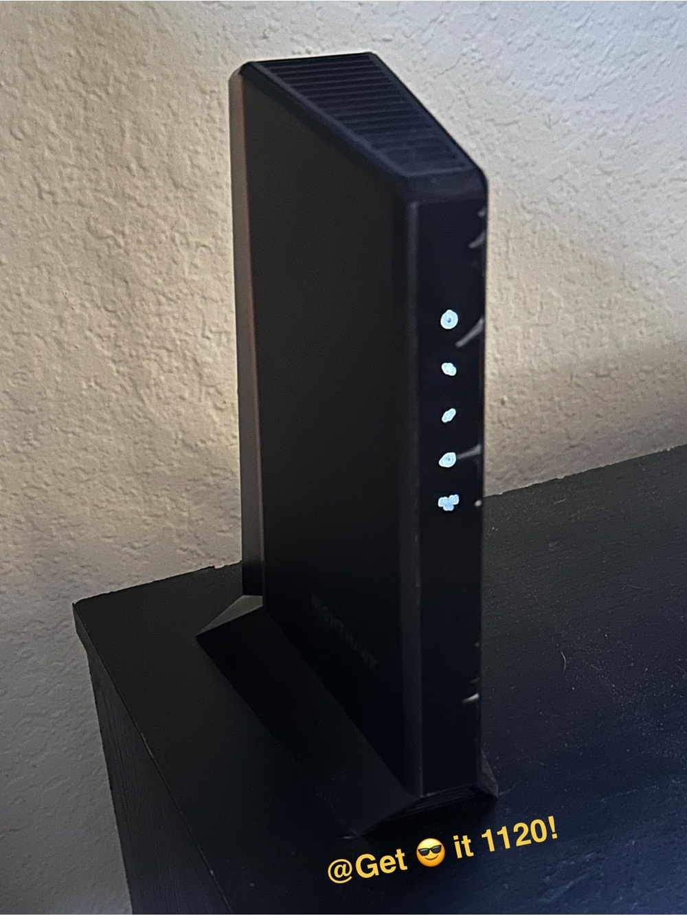 NETGEAR Nighthawk MultiGig Cable Modem CM2000 Compatible With All Cable Provider - Picture 7 of 12